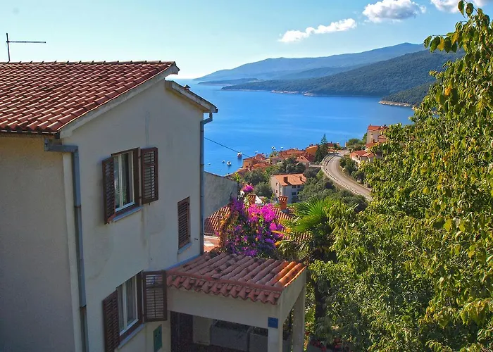 Apartments Rabac 981
