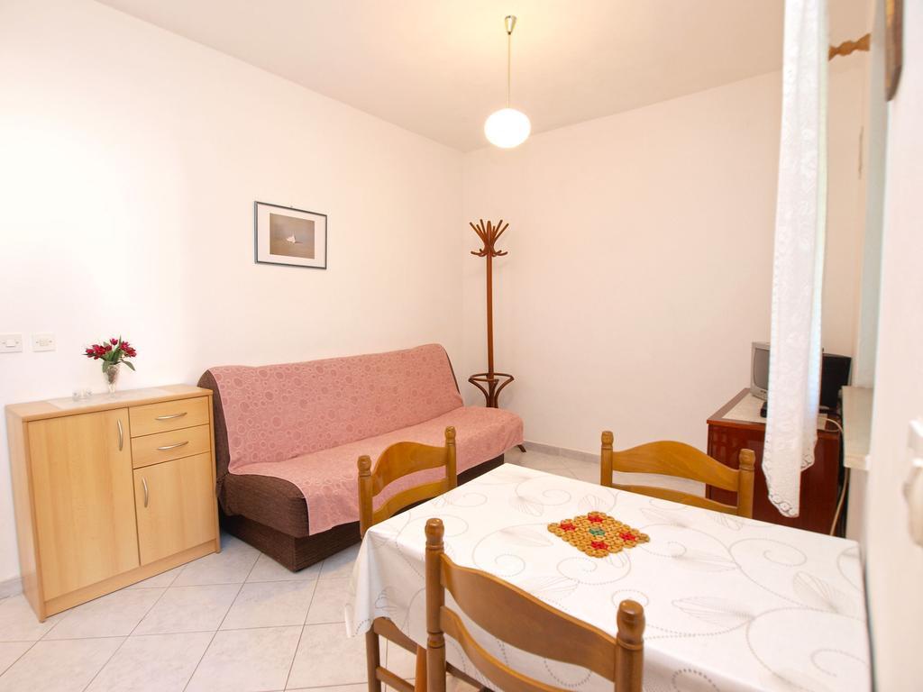 Apartment 981 Rabac
